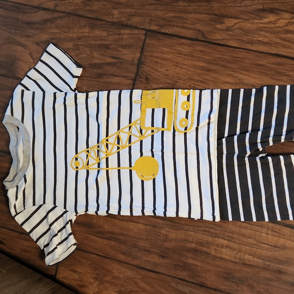 Carter's boys pj set